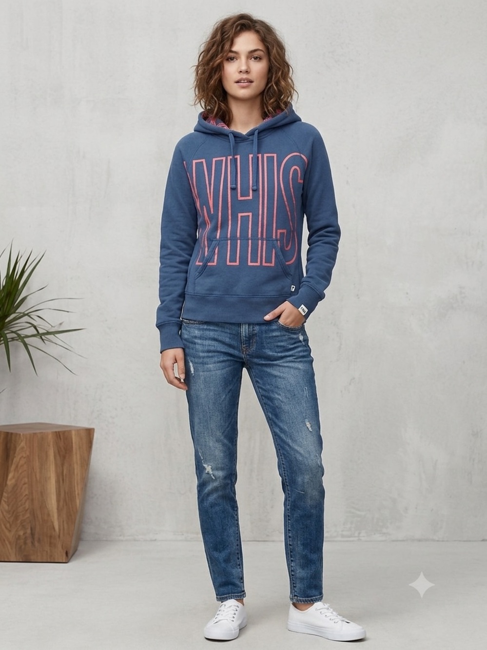 TNA Blue WHIS Graphic Hoodie XS